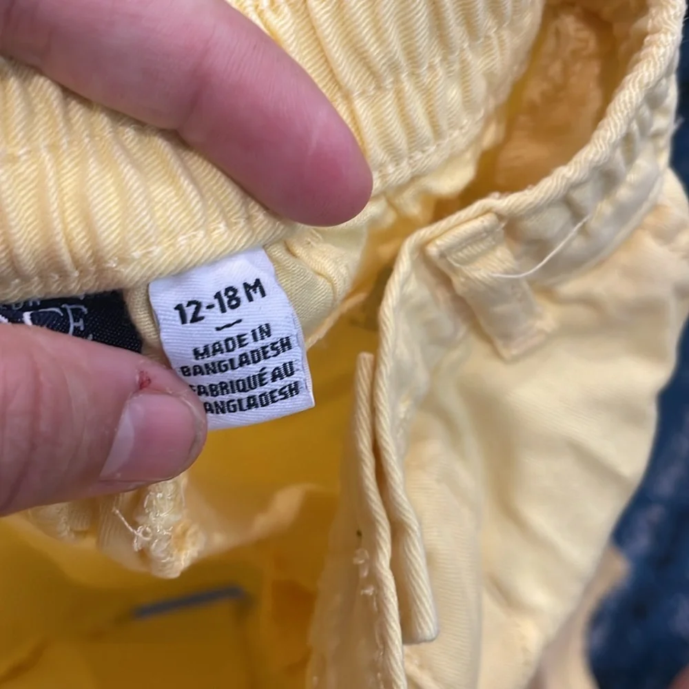 Yellow pants